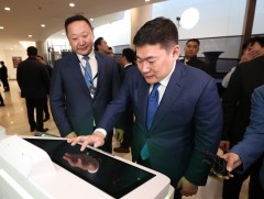 Ерөнхий сайд Л.Оюун-Эрдэнэ E-Business платформын нээлтэд оролцож, тоон гарын үсгээ авахыг иргэдэд ..