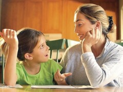 Хүүхдэдээ зааж зааварлахаас илүүтэй харилцан ярилцах нь чухал