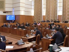 УИХ: Хуулийн төслүүдийг эцэслэн батлах тухай санал хураалт явуулав