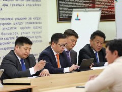 БОАЖ-ын сайд Б.Бат-Эрдэнэ Төв аймагт ажиллаж байна