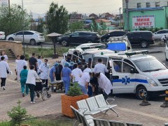 Эмээлтэд зам тээврийн осолд орсон Непал улсын иргэдээс хоёр нь ГССҮТ-д хэвтэн эмчлүүлж байна