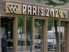 2024 оны Парисын олимпын наадам зохион байгуулах хорооны төв байруудад нэгжлэг хийжээ