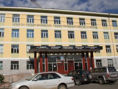 Төрийн өмчийн их, дээд сургуулийн захирлыг сайд батламжлахгүй 