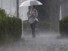 Японы Кюүшү арал болон бусад нутгаар борооших төлөвтэй байна