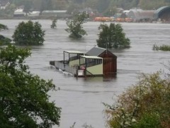 Шотландад 1890 оноос хойш тохиолдоогүй их хур тунадас оржээ