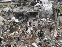 БНЭУ: Гималайн уулын хурдны замын нүхэн гарцад гацсан ажилчдыг одоо ч гаргаж авч чадаагүй байна