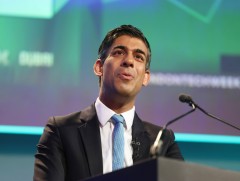 Риши Сунак: Хиймэл оюунтай өрсөлдөхийн тулд боловсролын салбарт шинэчлэл хэрэгтэй