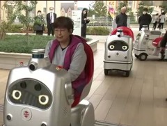 Япон улсад өөрөө явагч тэргэнцэр хэрэглээнд нэвтрүүлэхээр туршжээ