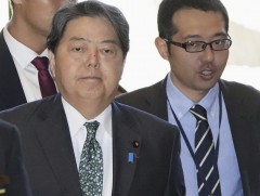 Японы Засгийн газрын 4 сайд улстөрийн санхүүжилттэй холбоотой дуулианы улмаас огцров 