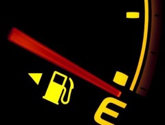 Шатахууны шар гэрэл ассанаас хойш таны автомашин хэдэн км явах вэ