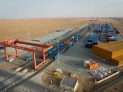 Замын-Үүд авто замын боомтыг 24 цагаар ажиллуулж эхэллээ