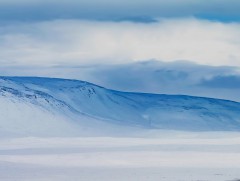 Улаанбаатар-Ховд чиглэлийн нислэгийг их хэмжээний цас орж, манан буусны улмаас хойшлуулжээ 