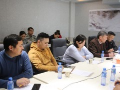 Газрын тосны бүтээгдэхүүн импортлогч, худалдаа эрхлэгч аж ахуйн нэгжийн удирдлагуудтай уулзалт хий..