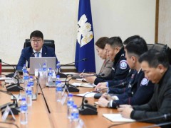 Нийслэлд үүссэн нөхцөл байдалтай холбоотойгоор  НИТХ-ын ээлжит хуралдааныг түр хойшлууллаа