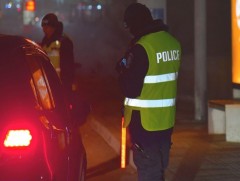 Жолооны эрхээ хасуулсан хүн согтуугаар тээврийн хэрэгсэл жолоодсон тохиолдол орон нутагт их гарчээ