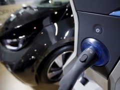 ЗГ: Улаанбаатар хотын 25 байршилд цахилгаан автомашин цэнэглэх станц барина