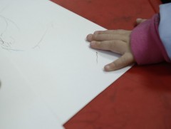 Эцэг эх нь тодорхойгүй охин түр хамгаалах байранд 6 сар амьдарч байна 