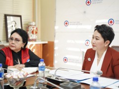 Зудад нэрвэгдсэн 4000 малчин өрхөд бэлэн мөнгө, малын эрдэс тэжээлийн багцын тусламж үзүүлж байна