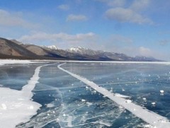 Харз, халиа, тошин гүйж, мөс хэврэгших үзэгдэл ажиглагдаж байна