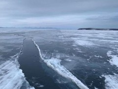 Мөсөн дээгүүр зорчихгүй байхыг анхааруулж байна