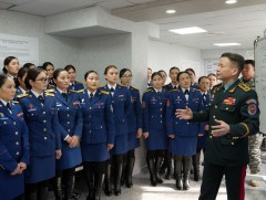 Ахлагчийн жилийн нээлтийг “Онцгой байдлын байгууллагын эмэгтэй ахлагч нарын чуулга уулзалт”-аар эх..