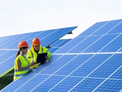 “Ханбогд Кашимер” ХХК сэргээгдэх эрчим хүчний цахилгаан үүсгүүрийг ашиглаж, салбартаа анхдагч боллоо