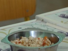 Дотуур байранд амьдардаг хүүхдүүд хоолондоо цаддаггүй