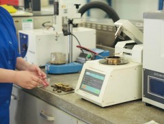 Он гарснаас хойш 12 нэр төрлийн 600 дээжид туршилт шинжилгээ хийлээ