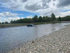 Зөвхөн баталгаат зам, гүүрээр зорчихыг анхааруулж байна