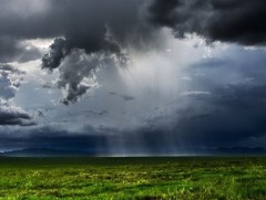 Ойрын өдрүүдэд Алтай, Хангай, Хөвсгөл, Хэнтийн уулархаг нутгаар дуу цахилгаантай бороо орно