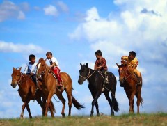 Хурдан морь унаж уралдах хүүхдийг долоодугаар сарын 10, 11, 12-ны өдрүүдэд бүртгэхгүй 