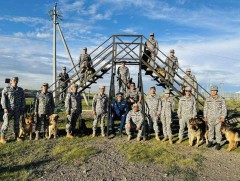Аврагч-нохой хөтлөгч бэлтгэх сургалтад хамрагджээ