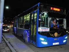 Шөнийн автобус иргэдэд үйлчилж байна 
