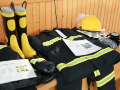 Гал унтраах тоног төхөөрөмж, техник хэрэгслүүдийг ойн газарт хүлээлгэн өглөө