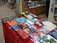 Хүүхдийн хөгжлийг дэмжсэн бэлэг сонгохыг уриалж байна