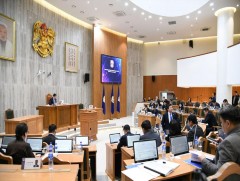 Нийслэлийн ИТХ-ын ээлжит бус III хуралдаан боллоо