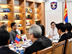 БНСУ-ын “Агаар чийгшүүлэгчдийн холбоо”-ныхон НИТХ-ын дарга А.Баяртай уулзлаа