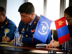 Тоног төхөөрөмжийг хүлээлгэн өгч, төслийн талаар хэлэлцлээ