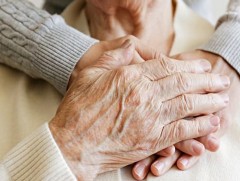 Монгол Улсад 100 болон түүнээс дээш насны 159 иргэн байна