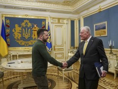 АНУ-ын тусгай элч Украины эрх баригчдыг сонгууль явуулахыг зөвшөөрсөн гэж мэдэгджээ