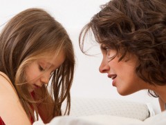 Хүүхэдтэйгээ хэрхэн эелдгээр ярилцах вэ?