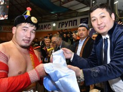 Наурызын баярын барилдаанд  Б.Орхонбаяр арслан түрүүллээ