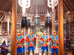 Бүх цэргийн Их хар сүлдэнд хүндэтгэл үзүүллээ