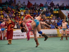 Дөрөвдүгээр сард зохион байгуулагдах хүчит бөхийн барилдааны хуваарь