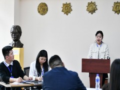 “Гамшгийн эрсдэлийг бууруулахад талуудын оролцоо” сэдэвт парламентын мэтгэлцээнд 116 оюутан өрсөлд..