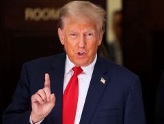 Д.Трамп чинээлэг иргэдийн татварыг нэмэхийг дэмжлээ 