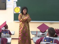 Багш мэргэжил хүүхдэд боловсрол олгохоос гадна хүмүүжлийг төлөвшүүлдэг