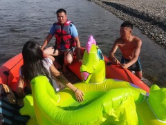Бага насны хүүхдийг голын эрэг дагуу ганцааранг нь үлдээхгүй байхыг анхааруулж байна