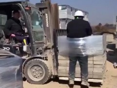 БНСУ-ын Ерөнхийлөгч цагаач ажилчинтай зүй бус харьцсан асуудалд анхаарч ажиллана гэж амлав