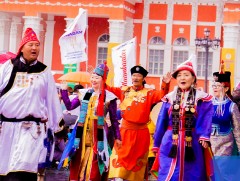 “Дээлтэй Монгол” наадамд Сонгинохайрхан дүүргийн 1200 гаруй иргэн оролцлоо